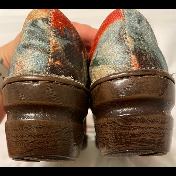 Women’s B.O.C peggy clogs. Size 9.5/41. - Picture 5 of 6